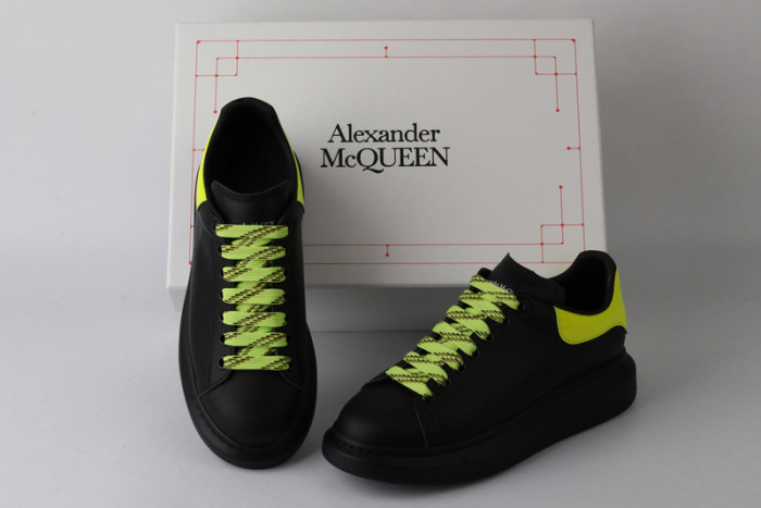 ALEX MCQU SNEAKER