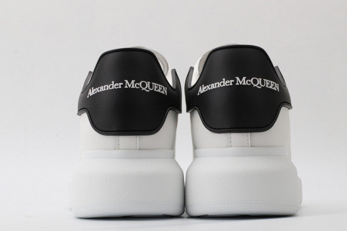 ALEX MCQU SNEAKER