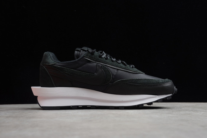 NIKE LD WAFFLE SACAI BLACK NYLON BV0073-002