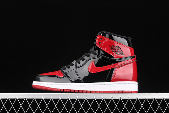 AIR JORDAN 1 HIGH OG “BRED PATENT” 555088-063