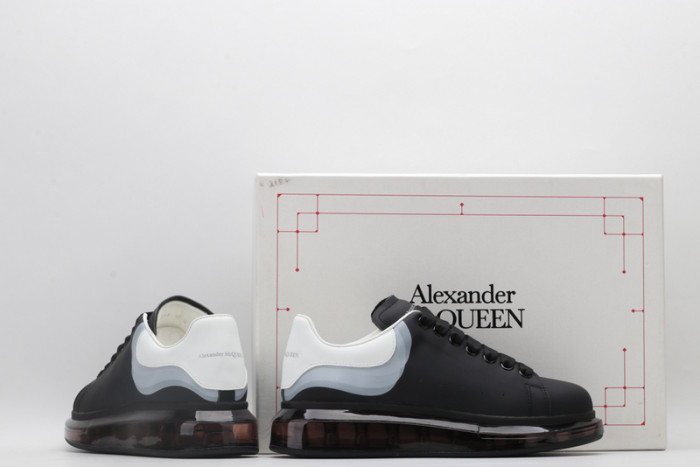 ALEX MCQU SNEAKER