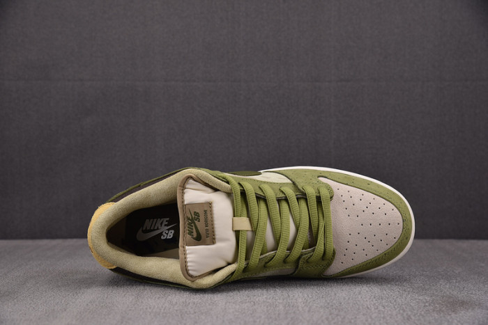 Nike SB Dunk Low Yuto Horigome Matcha HF8022-300