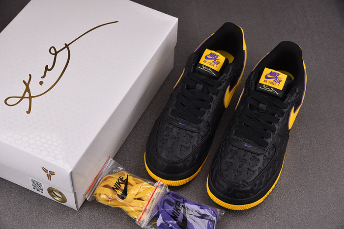 Nike Air Force 1 Low Kobe Bryant Lakers Away (Numbered Edition of 8000)  HV5122-001