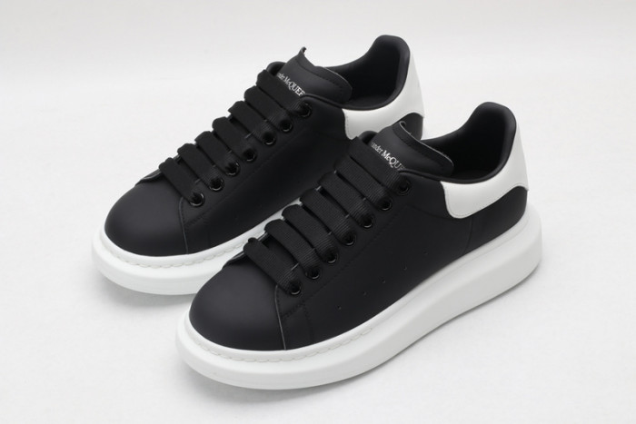 ALEX MCQU SNEAKER