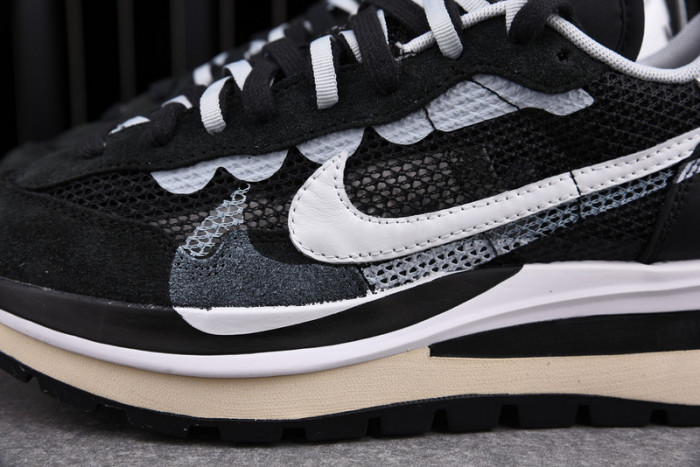 SACAI X NIKE PEGASUA VAPORFLY BLACK WHITE CI9928 001