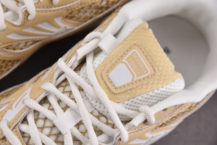 BV sneaker