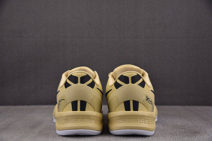 Nike Nike Kobe 8 Protro TB Champagne Gold  HM6469-701