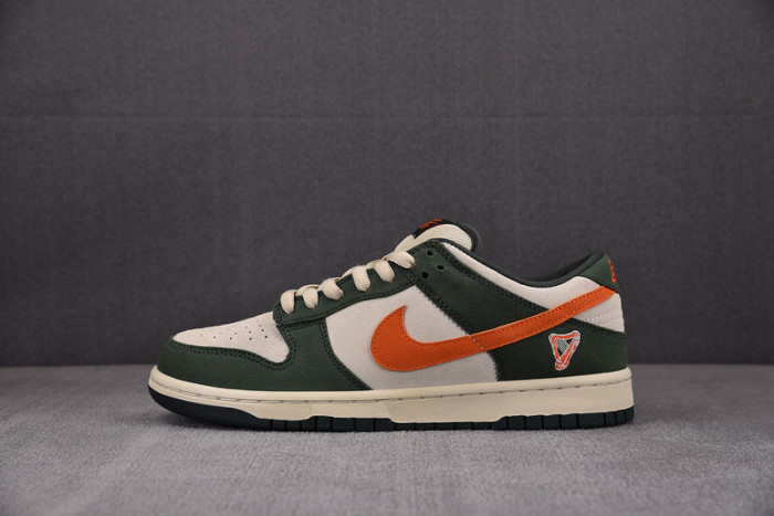 NIKE Dunk SB Low Pro "Eire" 304292-185