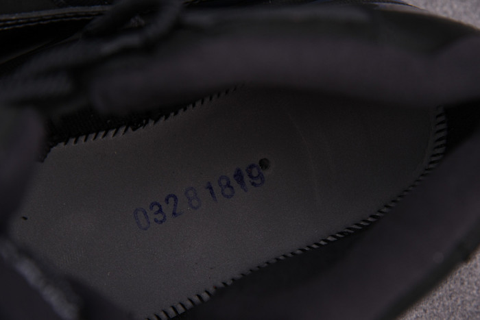 AIR JORDAN 11 RETRO CAP AND GOWN 378037-005