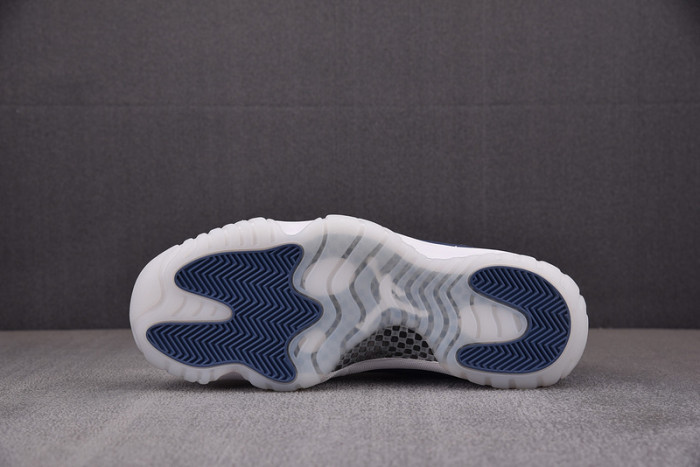 Air Jordan 11 Retro Low Midnight Navy (2024) FV5104-104