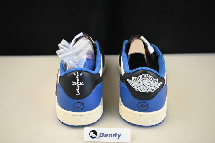 TRAVIS SCOTT X FRAGMENT X AIR JORDAN 1 LOW OG DM7866-140