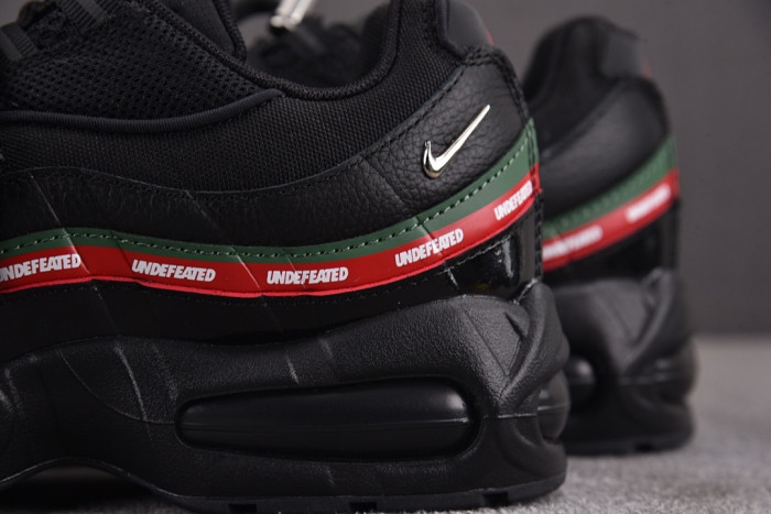 Nike Air Max 95 SP Undefeated Black  IB4453-001