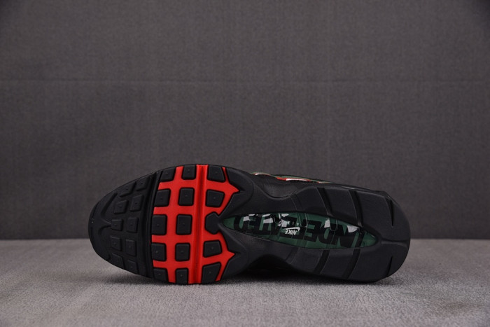 Nike Air Max 95 SP Undefeated Black  IB4453-001