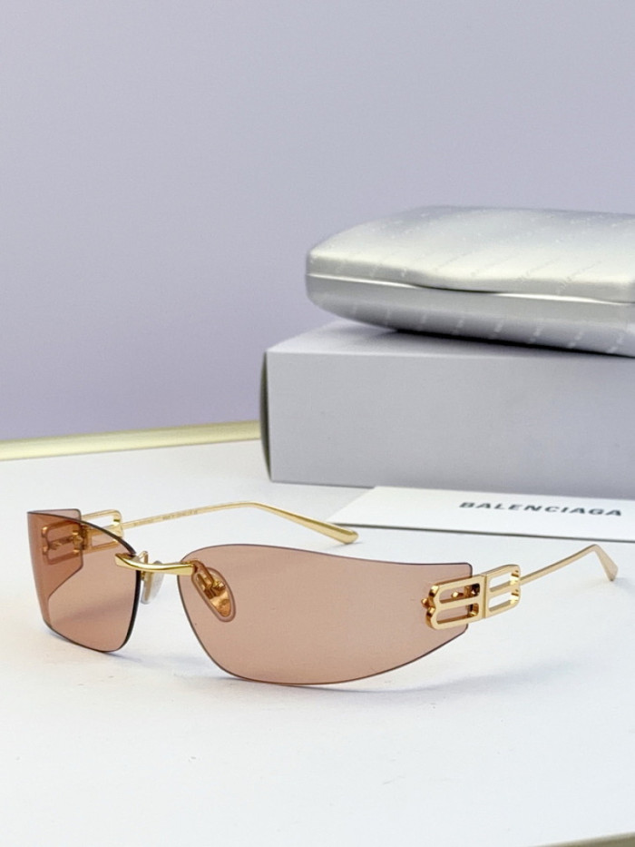 B SUNGLASSES