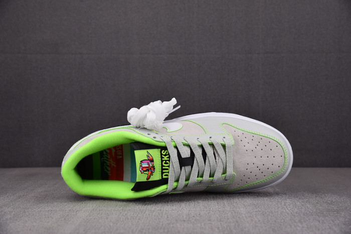 Nike Dunk Low Oregon PE “Ducks of a Feather” FQ7260-001