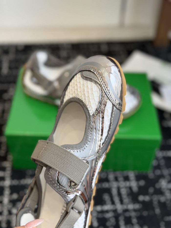 BV sandal