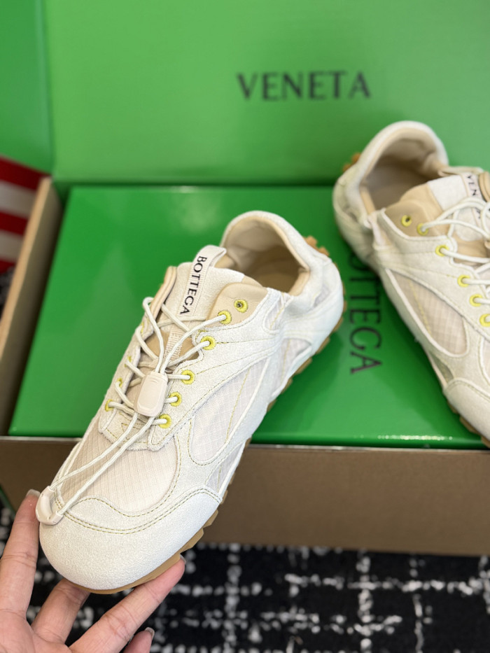 BV sneaker