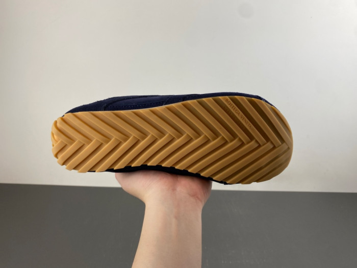 BV sneaker