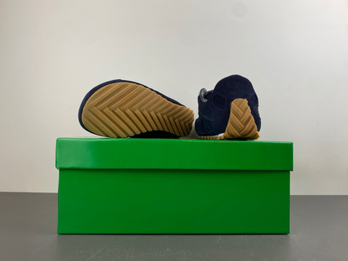BV sneaker