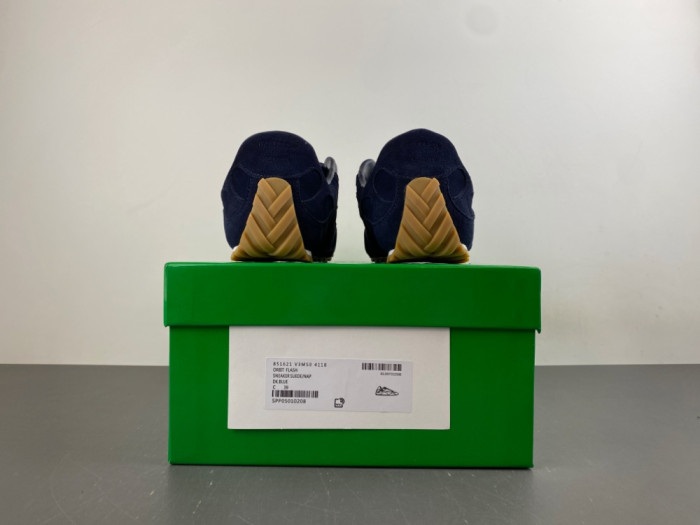 BV sneaker