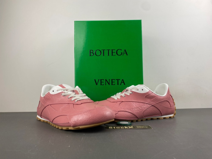 BV sneaker