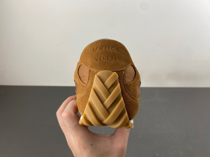 BV sneaker