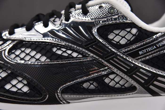 BV sneaker