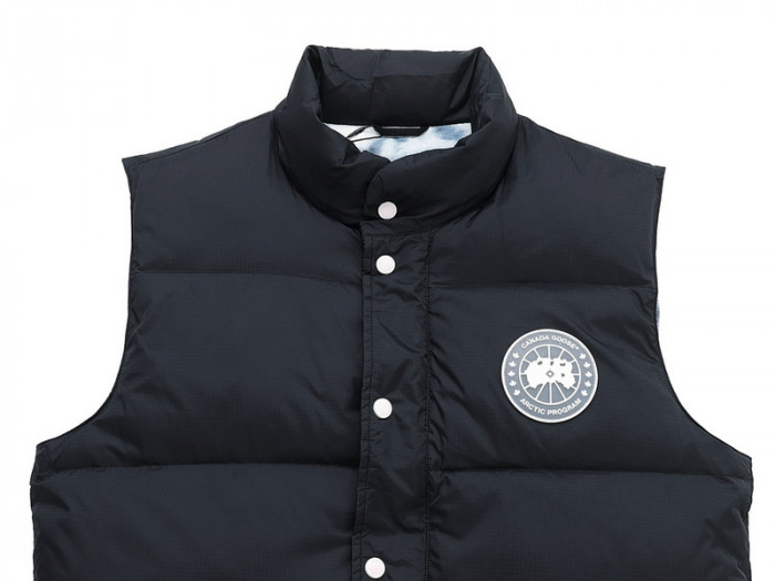 C&NA* G00S1 CLOTHING