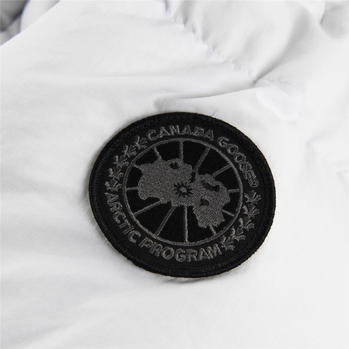 C&NA* G00S1 CLOTHING