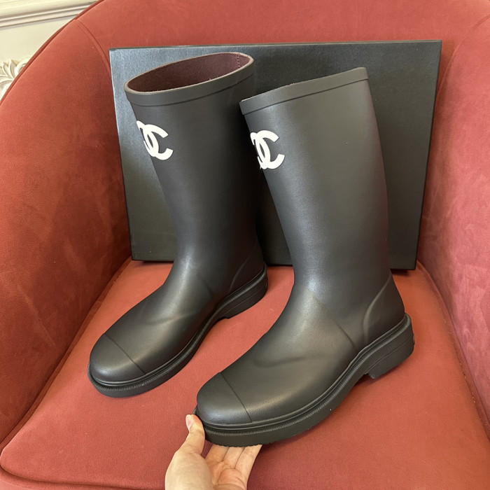 CN BOOTS