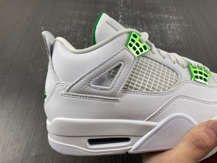 AIR JORDAN 4 “Metallic Green” CT8527-113