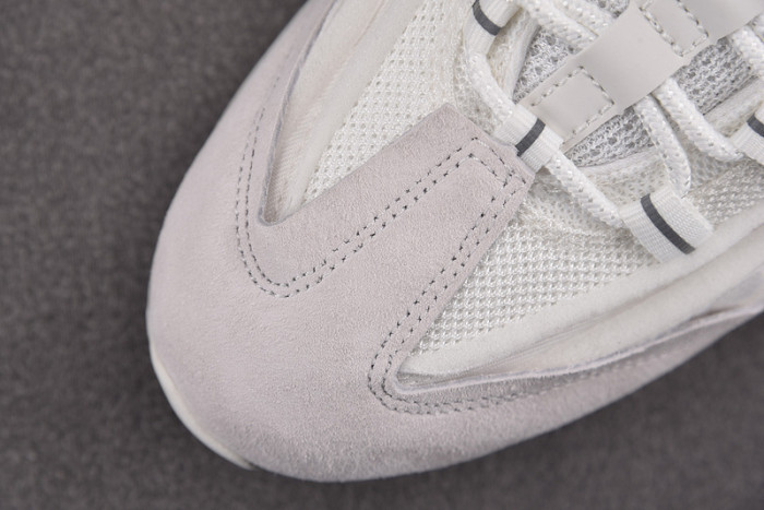 Nike Air Max 95 Comme des Garcons White  CU8406-100