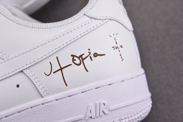 Travis Scott x NIKE AIR FORCE 1 CW2288-111