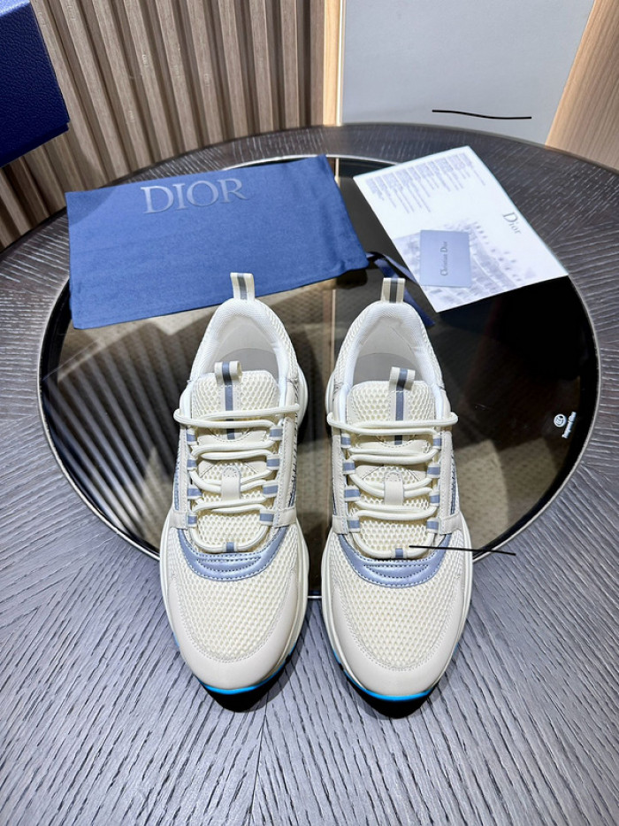 D10R SNEAKER
