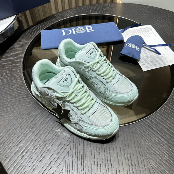 D10R SNEAKER
