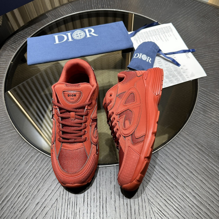 D10R SNEAKER