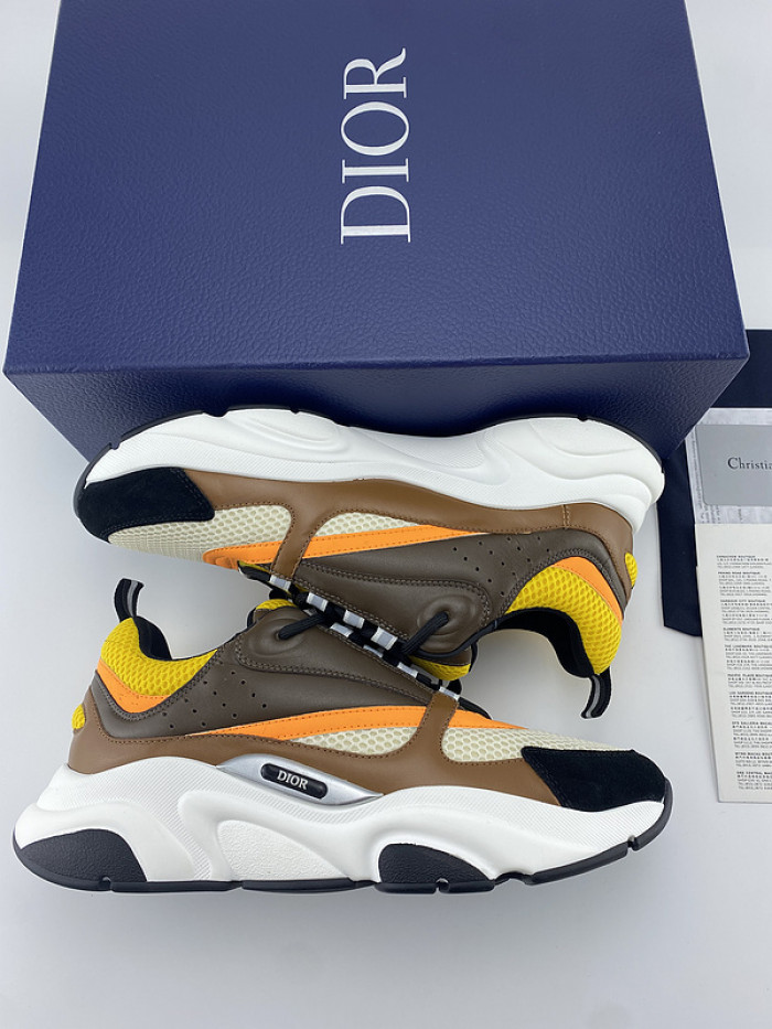 D10R SNEAKER