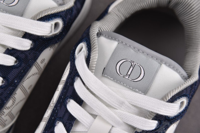 D10R B27 LOW SNEAKER