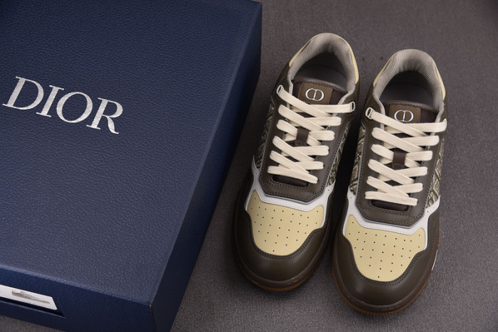 D10R B27 LOW SNEAKER