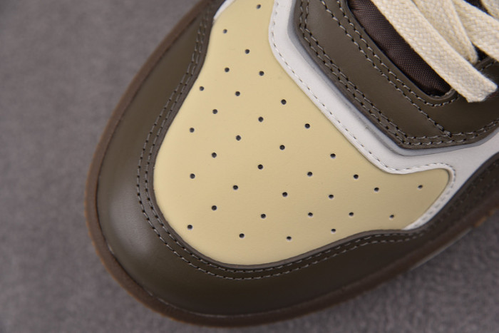 D10R B27 LOW SNEAKER