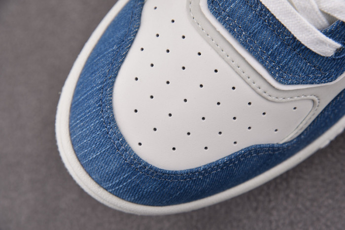 D10R B27 LOW SNEAKER