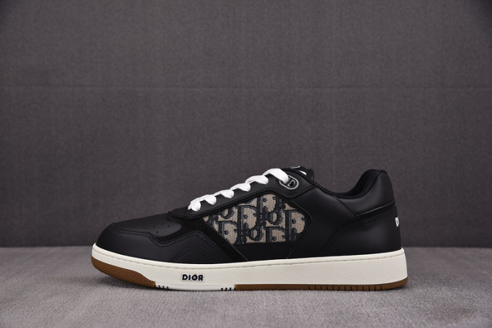 D10R B27 LOW SNEAKER