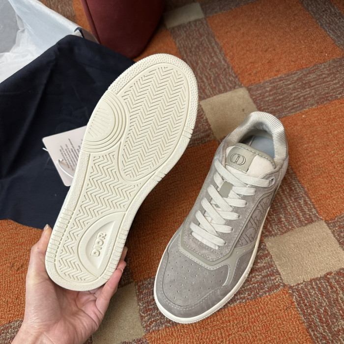 D10R B27 LOW SNEAKER