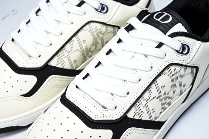 D10R B27 LOW SNEAKER