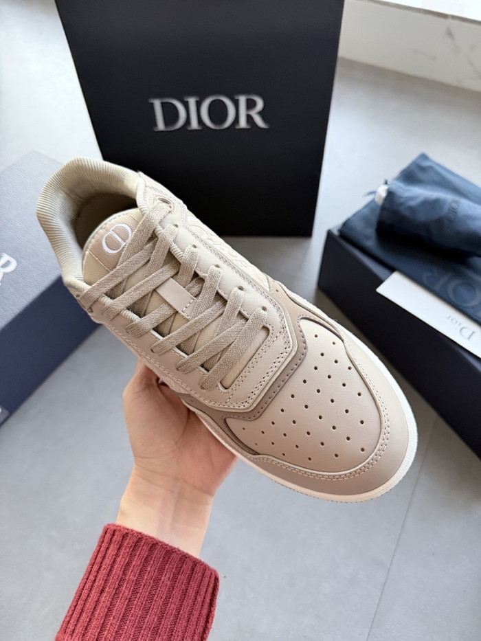 D10R B27 LOW SNEAKER