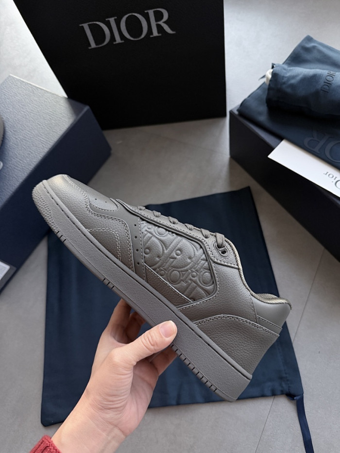 D10R B27 LOW SNEAKER