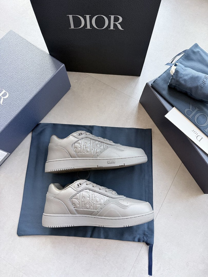 D10R B27 LOW SNEAKER