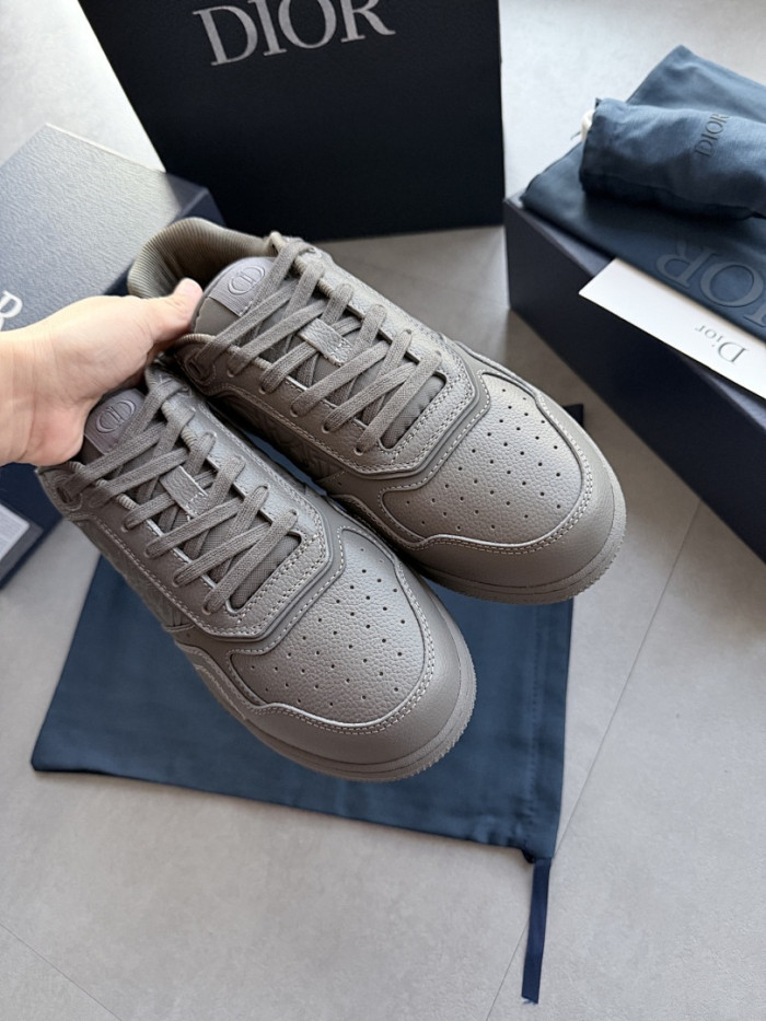D10R B27 LOW SNEAKER