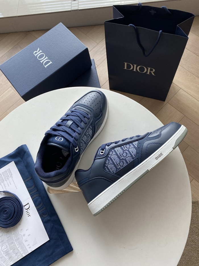 D10R B27 LOW SNEAKER