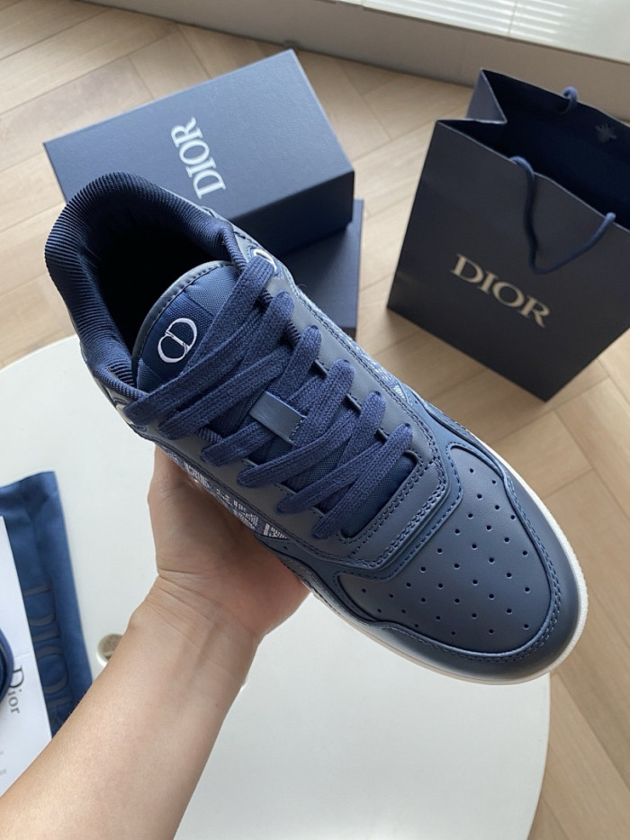 D10R B27 LOW SNEAKER